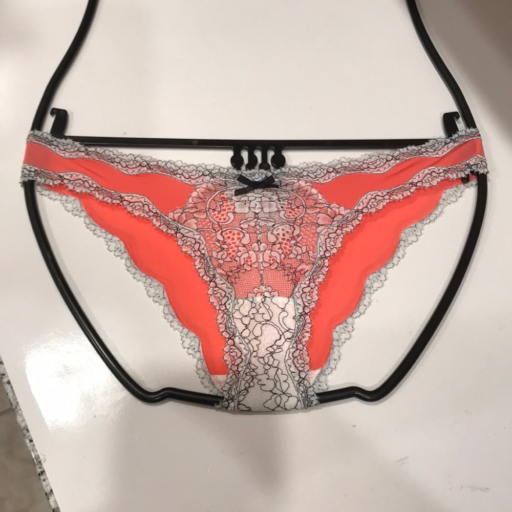 Victoria's Secret Lace Hip Hugger Panty